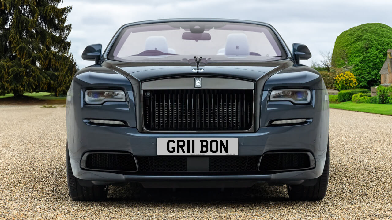 Car displaying the registration mark GR11 BON